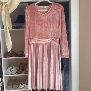 Pink velvet midi dress - JuneBlake